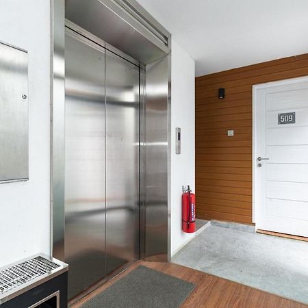 Reddoorz Premium Near Centre Point Mall Medan Zewnętrze zdjęcie