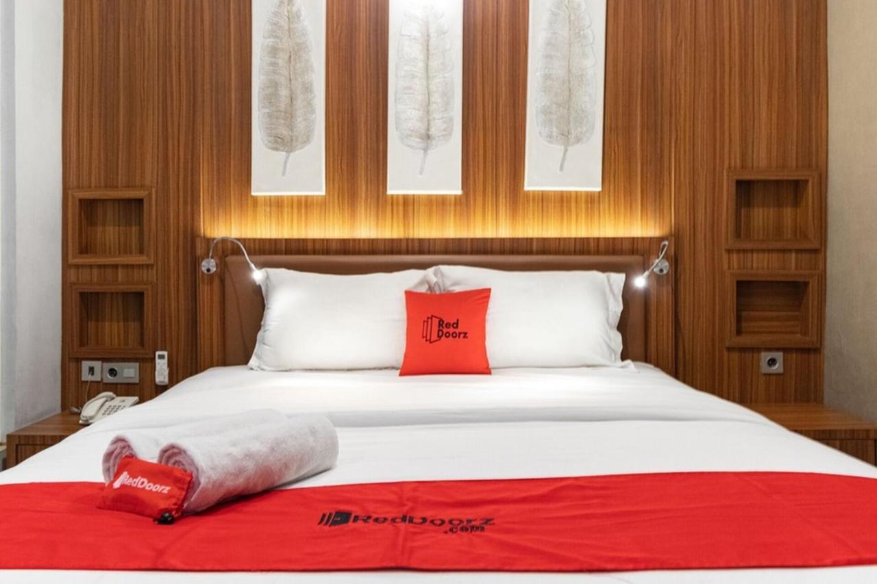 Reddoorz Premium Near Centre Point Mall Medan Zewnętrze zdjęcie