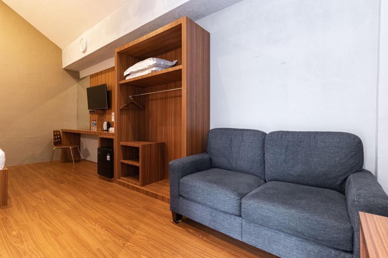 Reddoorz Premium Near Centre Point Mall Medan Zewnętrze zdjęcie